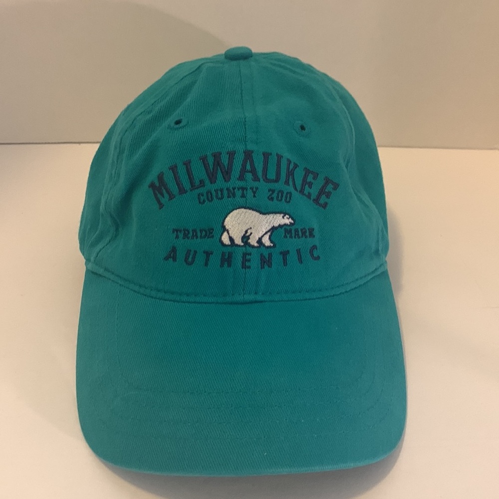 Milwaukee County Zoo Adjustable Cap/Hat Trade Mark Authentic. Color Aqua Green